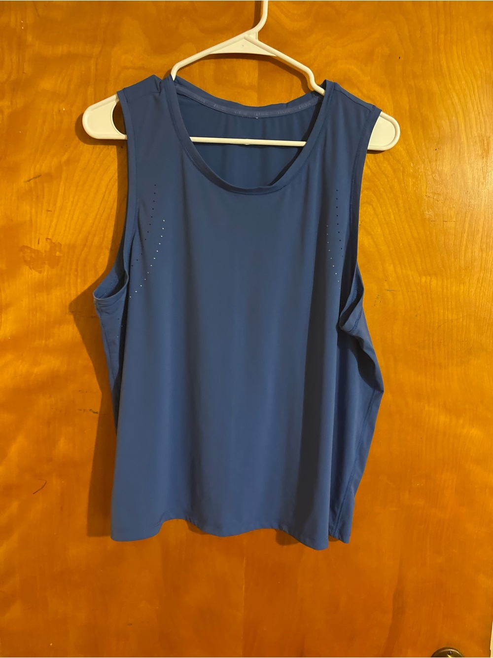 Women’s Blue Performance Sleeveless Top